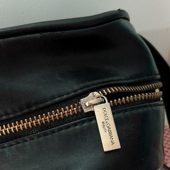 Dolce & Gabbana makeup bag - Picture 2 of 5